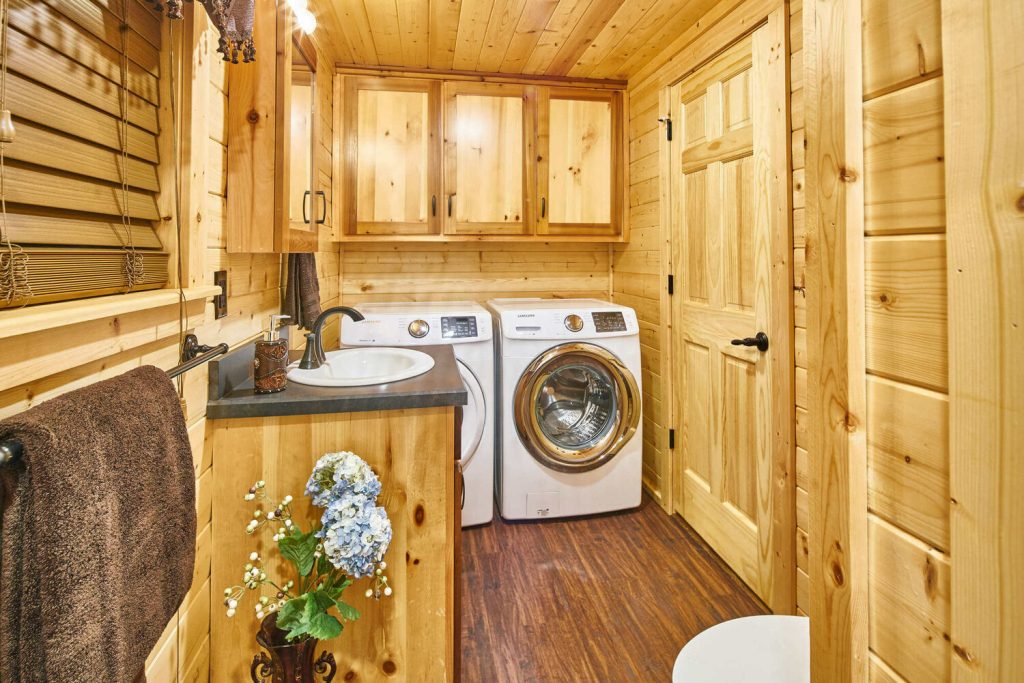 Homestead Cabin Washroom with Laundry