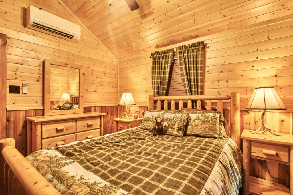 Bear Lake Cabin Bedroom